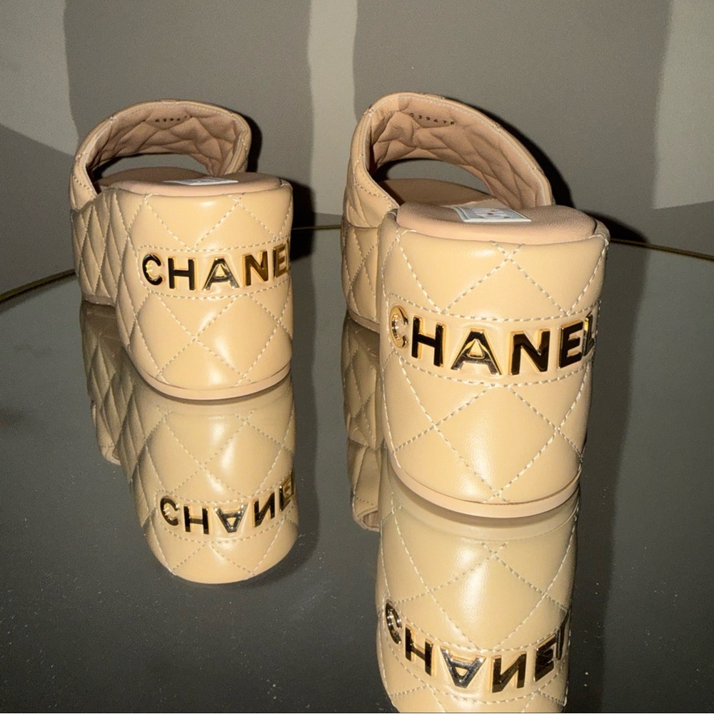 CHANEL DAD Sandals CC logo Quilted leather platform slides sz 39 - Picture 6 of 17